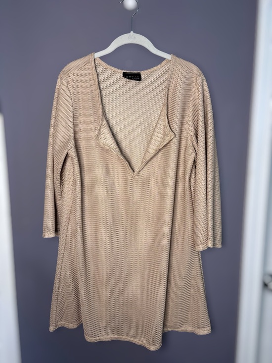 Jordan Taylor Other - Jordan Taylor Gold Textured V Neck Long Sleeve Swim Coverup XL
